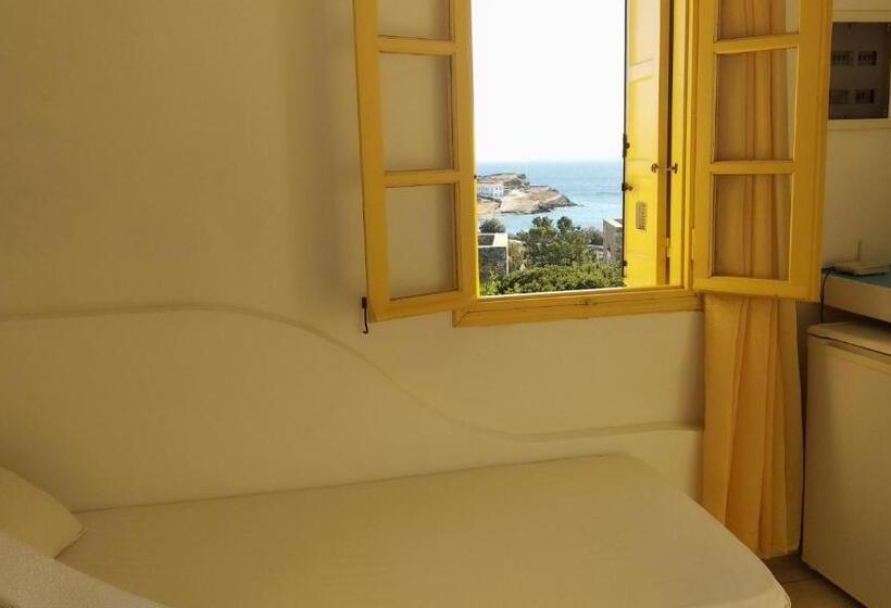 غرفة قياسية رباعية مطلة على البحر, Archipelagos Boutique