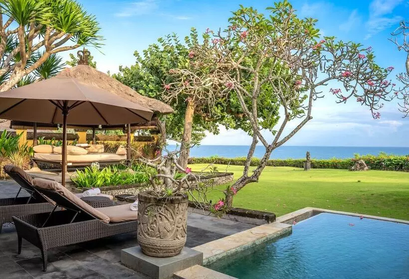 Villa 1 Makuuhuone, Ayana Villas Bali