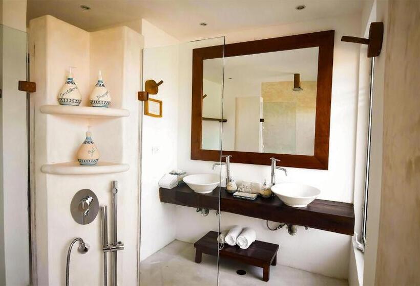 Standard swim-up room, Cabanas Tulum  Beach Hotel & Spa