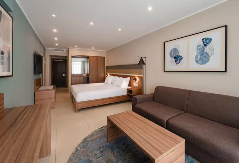 غرفة عائلية مطلّة علي البحر, Golden Bay Cottage   Sha Extra Plus
