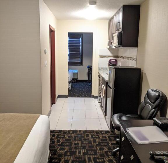 Люкс Повышенной Комфортности, Foxwood Inn & Suites Drayton Valley