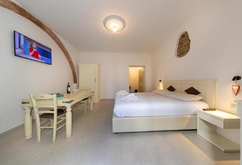 جناح جونيور مطل على الحديقة, Garden Relais Le Fontanelle