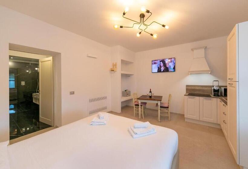 إستوديو سوبيريور, Garden Relais Le Fontanelle