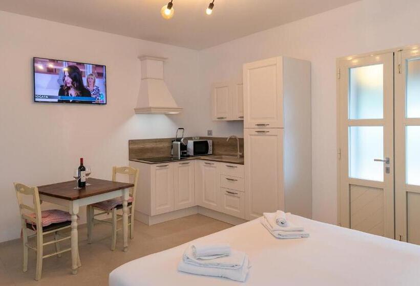 إستوديو سوبيريور, Garden Relais Le Fontanelle