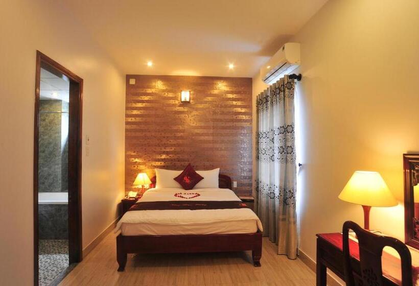 اتاق لوکس, Hong Thien Ruby