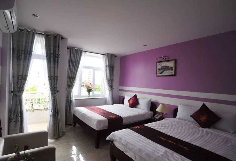 اتاق خانوادگی, Hong Thien Ruby