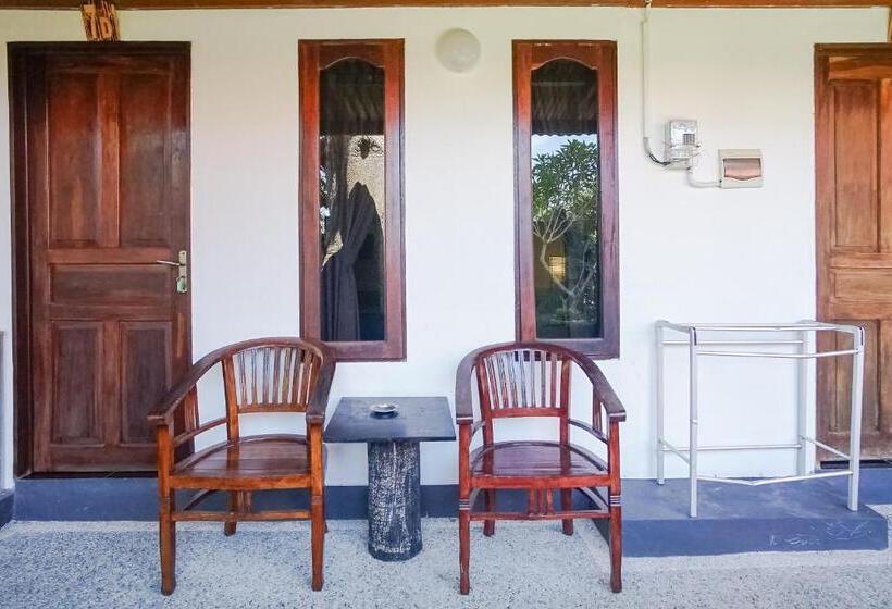 اتاق سوپریور, Kampung 168