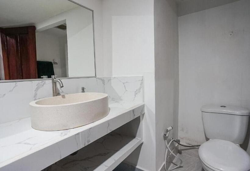 スイート, Kampung 168