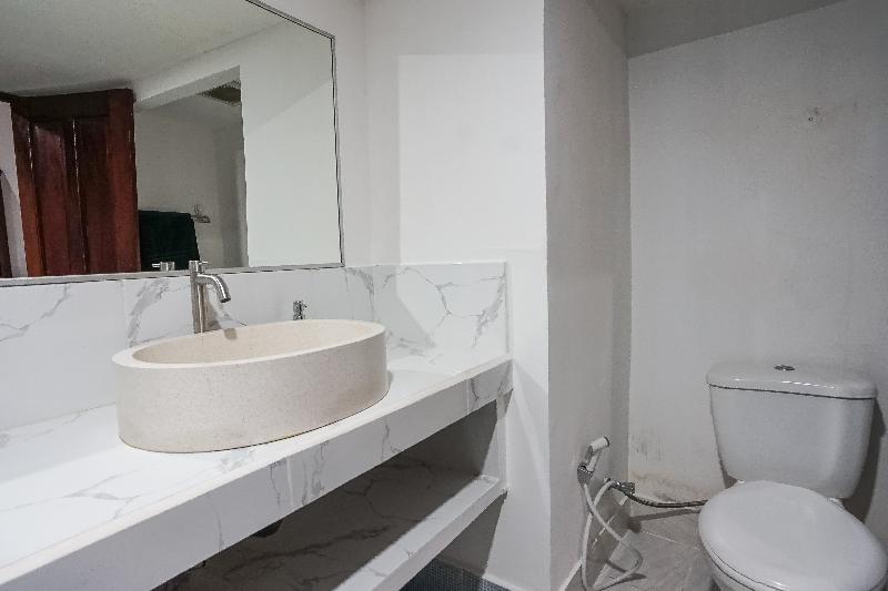 スイート, Kampung 168