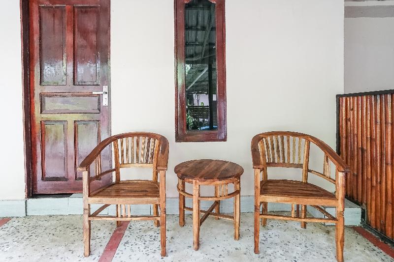 Люкс, Kampung 168