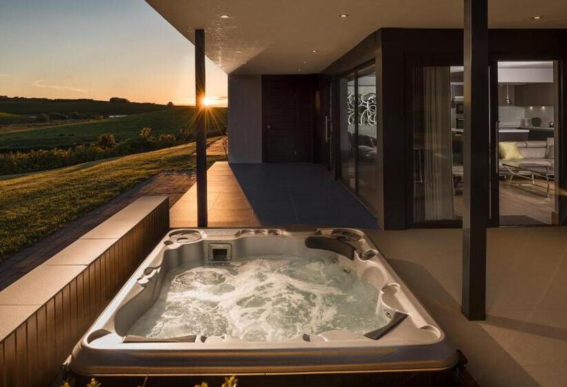 Дом 4 Спальни, Lochside House Hotel & Spa