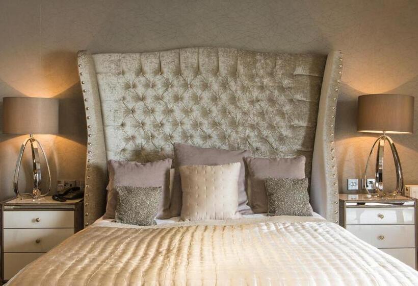 Suite with lake view, Lochside House Hotel & Spa