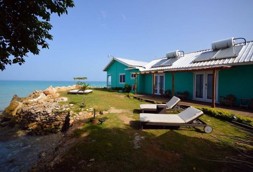 اتاق لوکس با چشمانداز دریا, Luna Sea Inn