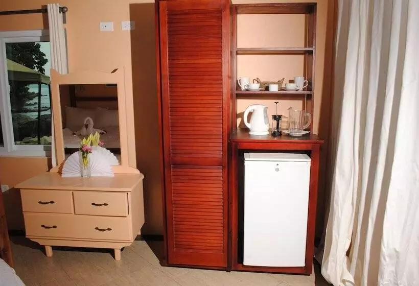 اتاق استاندارد با تخت بزرگ, Luna Sea Inn