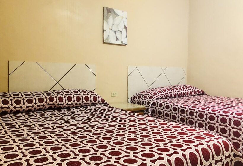 חדר סטנדרט לארבעה, Posada Los Olivos Los Mochis