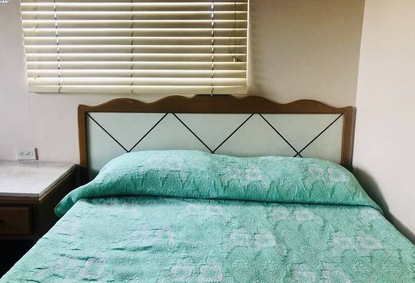 חדר משפחתי, Posada Los Olivos Los Mochis