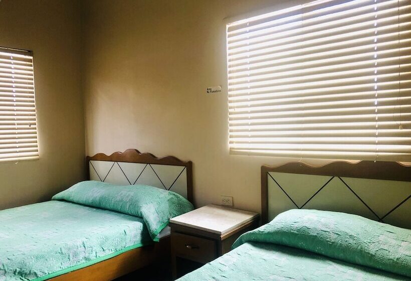 חדר משפחתי, Posada Los Olivos Los Mochis