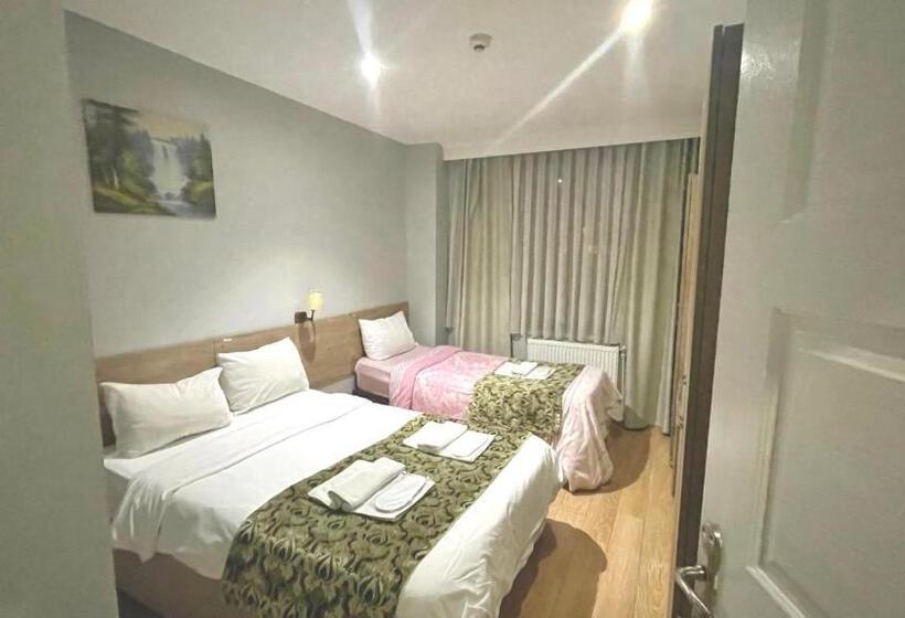 اتاق استاندارد سه نفره, Rozza