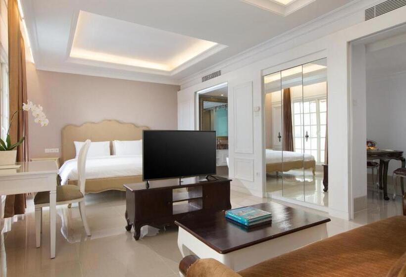 Люкс, Santika Seminyak