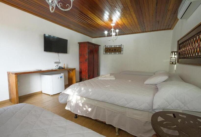 Четырехместный Номер Deluxe, Serra Vista