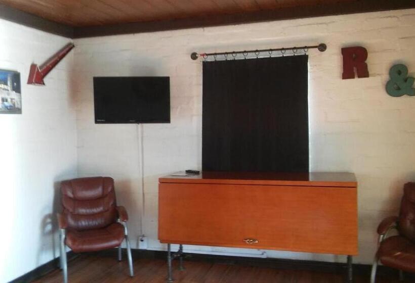 Номер Стандарт Тематический, Sterling Gardens