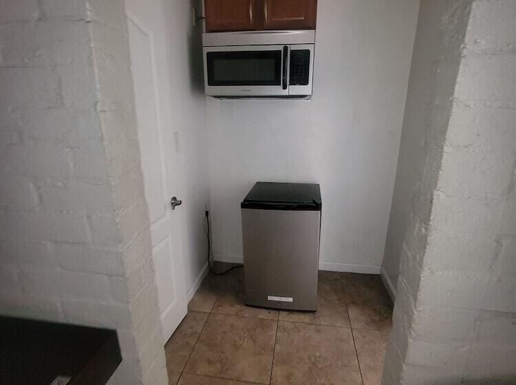 Номер Стандарт, Sterling Gardens