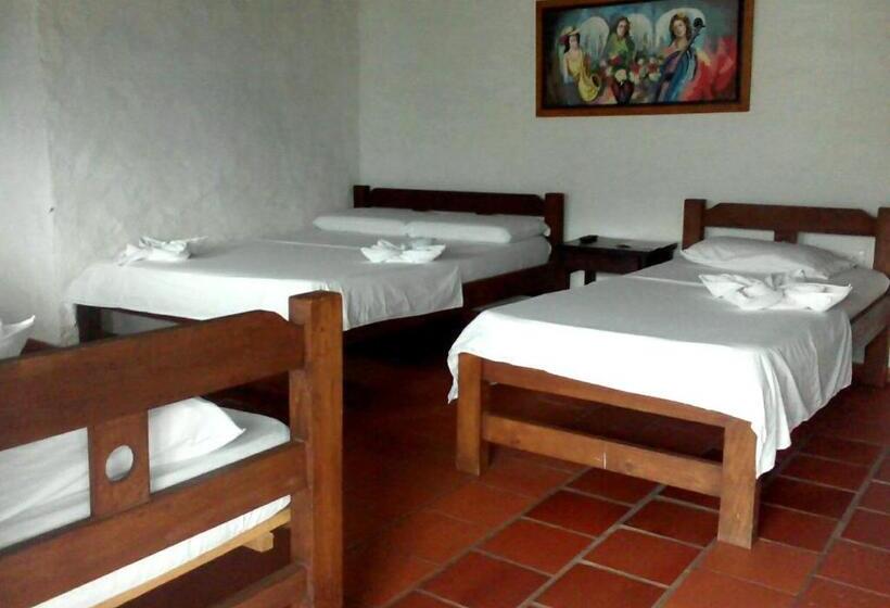 חדר סטנדרט לארבעה, Terrazas De La Candelaria