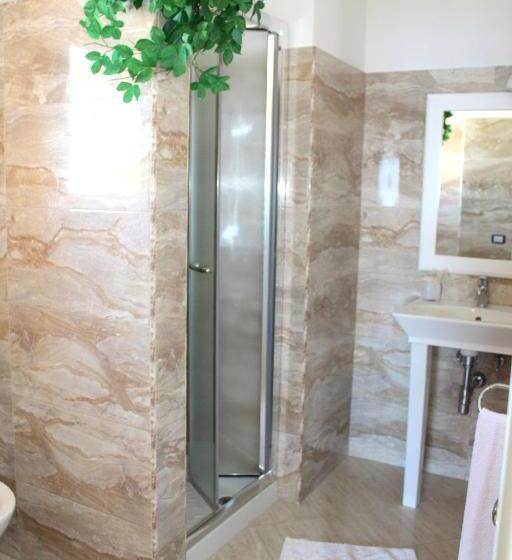 غرفة ديلوكس مطلّة علي البحر, Terrazzo Sul Mare