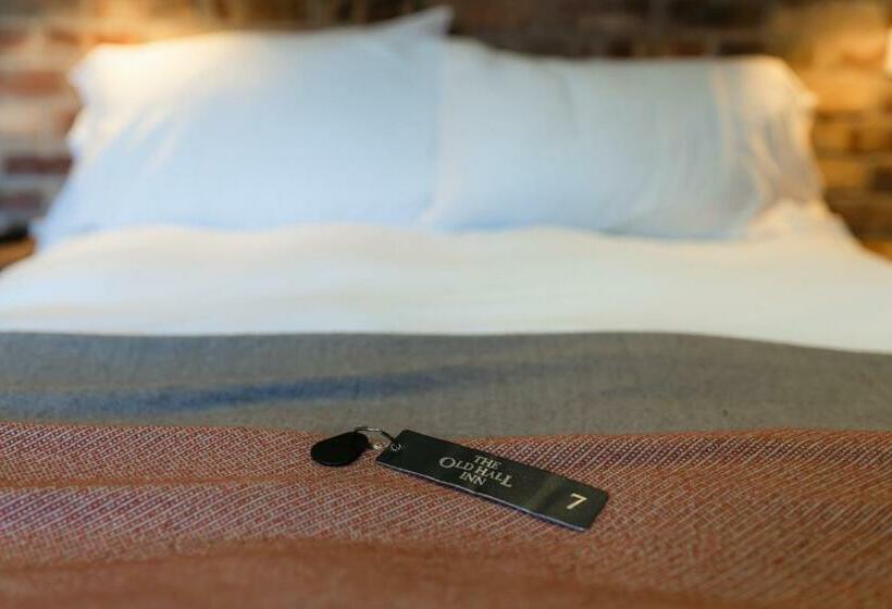 اتاق عادی, The Old Hall Inn