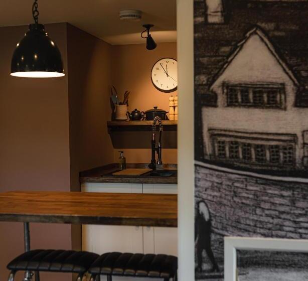 Студио Стандарт с Видом, The Old Hall Inn