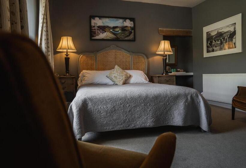 اتاق پرمیوم, The Old Hall Inn