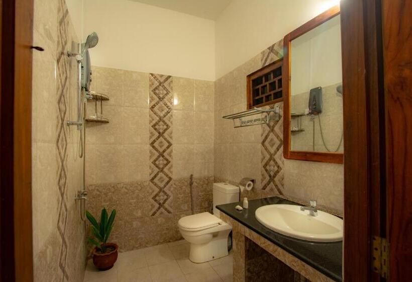 デラックスルーム, Water Edge Resort