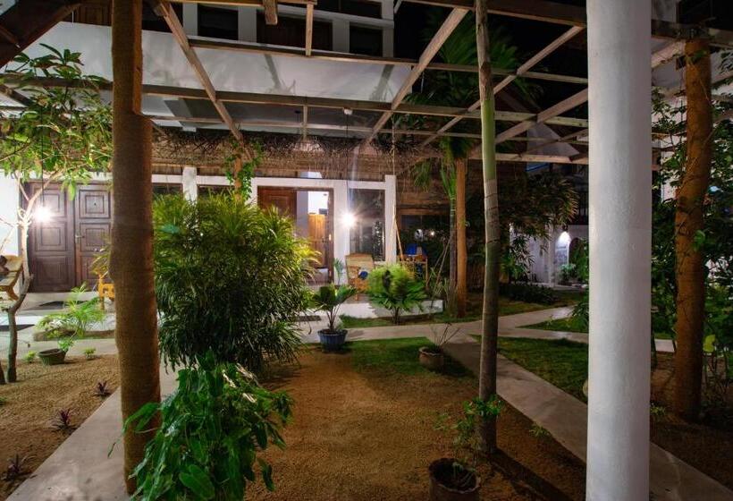 デラックスルーム, Water Edge Resort