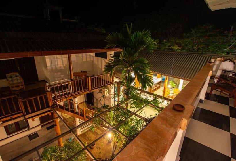 デラックスルーム, Water Edge Resort