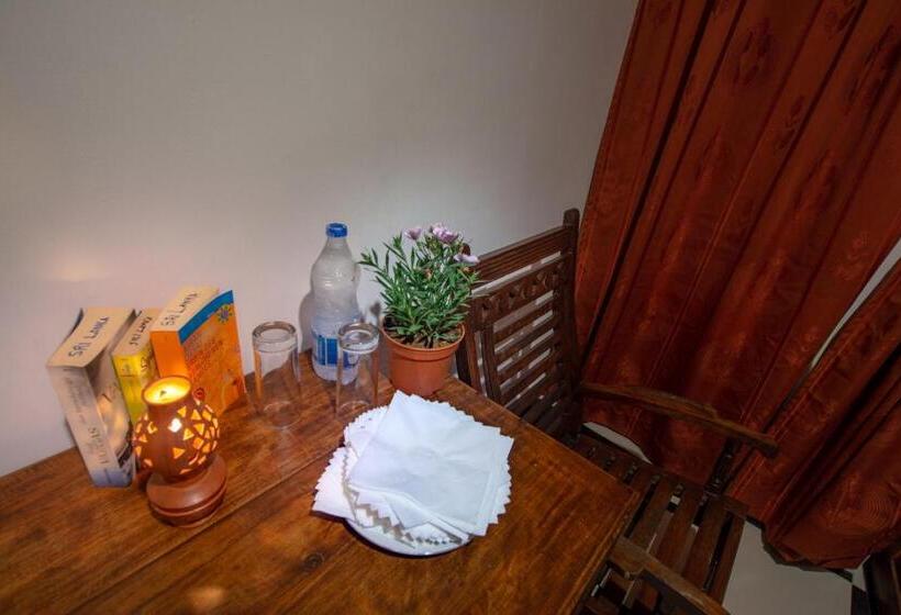 デラックスルーム, Water Edge Resort