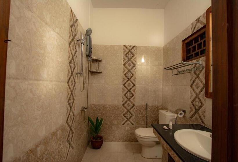Номер Deluxe, Water Edge Resort