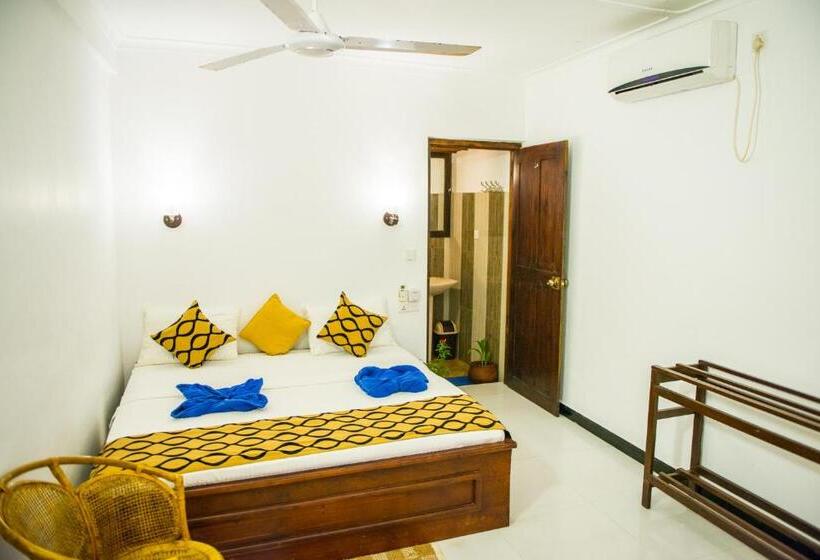 スーペリアールーム, Water Edge Resort