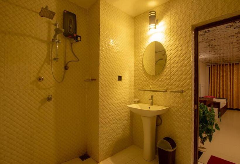 家族用バンガロー, Water Edge Resort