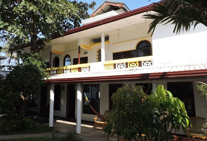 スーペリアールーム, Water Edge Resort