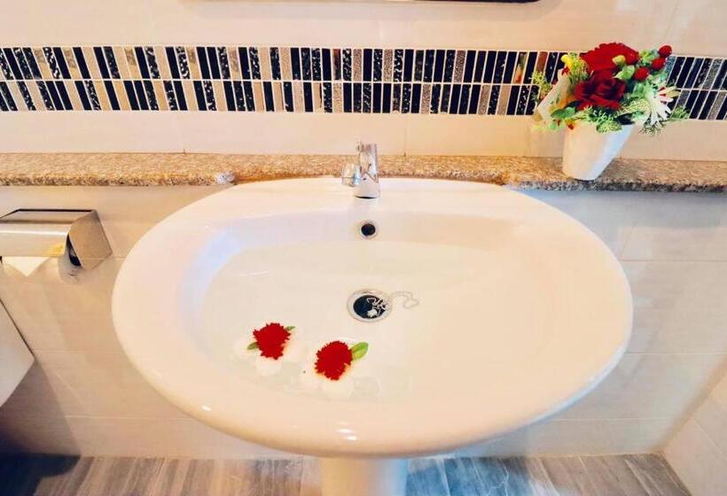 Kertre Néző Standard Szoba, Peaceful Resort Koh Lanta