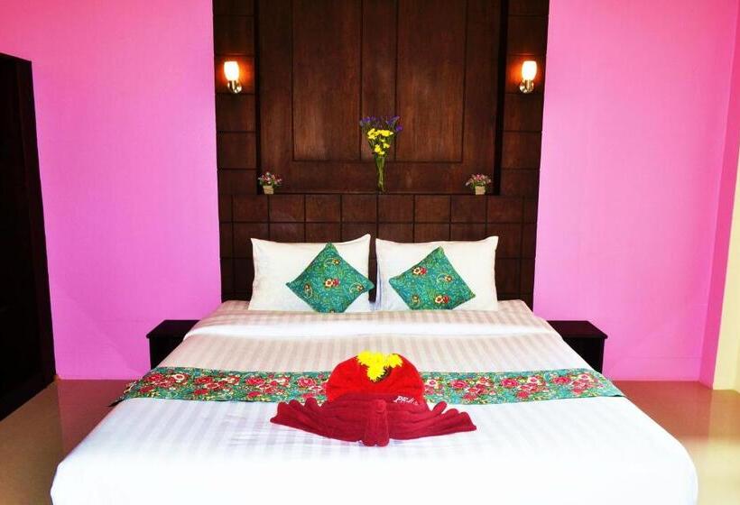 Deluxe Bungalow, Peaceful Resort Koh Lanta