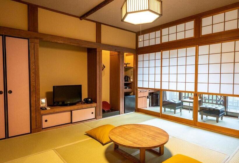 バルコニー付きスタンダードトリプルルーム, Shima Onsen Kashiwaya Ryokan