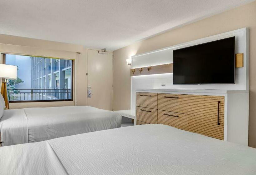 带2个双人床的标准工作室, Wyndham Garden Lake Buena Vista Disney Springs® Resort Area