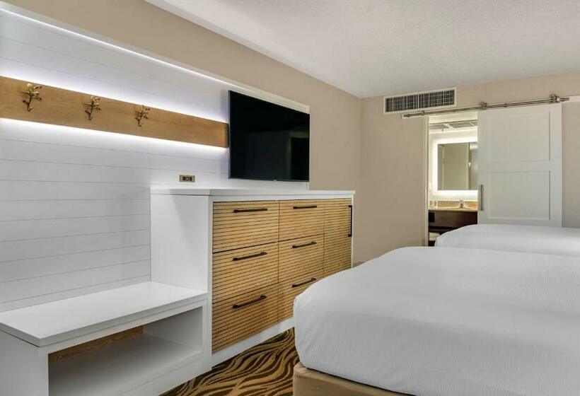 Номер Стандарт 2 Двуспальные Кровати, Wyndham Garden Lake Buena Vista Disney Springs® Resort Area