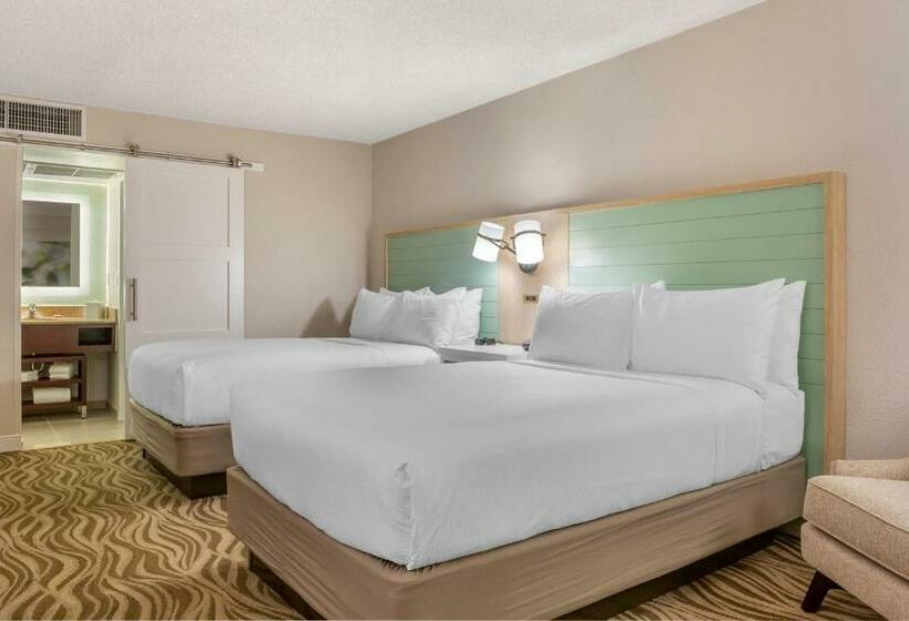 带2个双人床的标准工作室, Wyndham Garden Lake Buena Vista Disney Springs® Resort Area