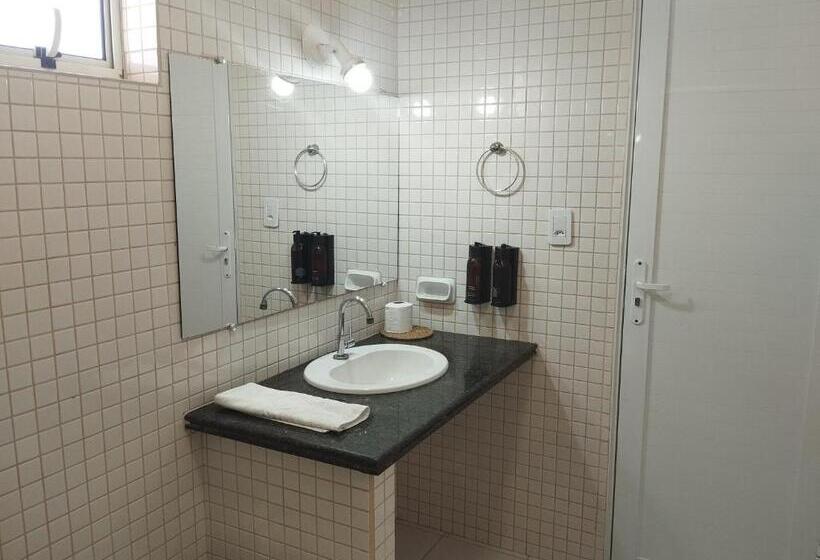 غرفة عائلية, Gurgueia Park