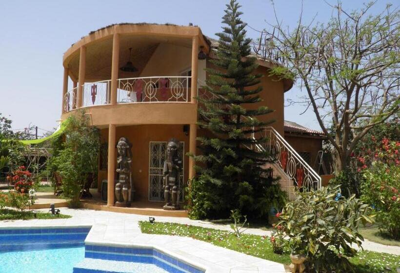 اتاق لوکس با بالکن, Le Dakan