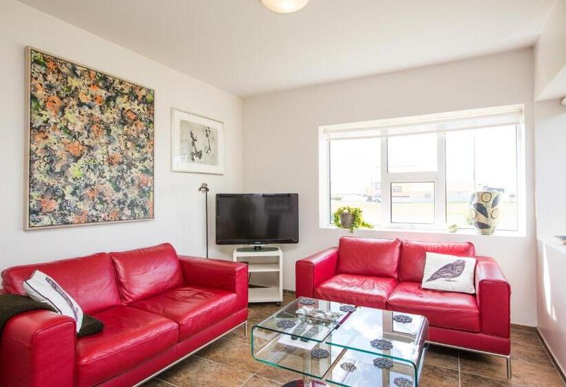 اتاق استاندارد با سرویس بهداشتی مشترک, Kvöldstjarnan Gistiheimili