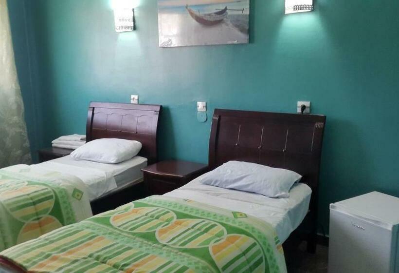 اتاق استاندارد با 2 تخت دوبل, La Brise