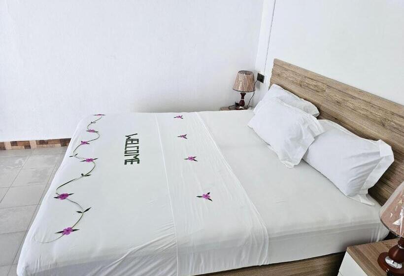 اتاق خانوادگی, Island Luxury Fehendhoo